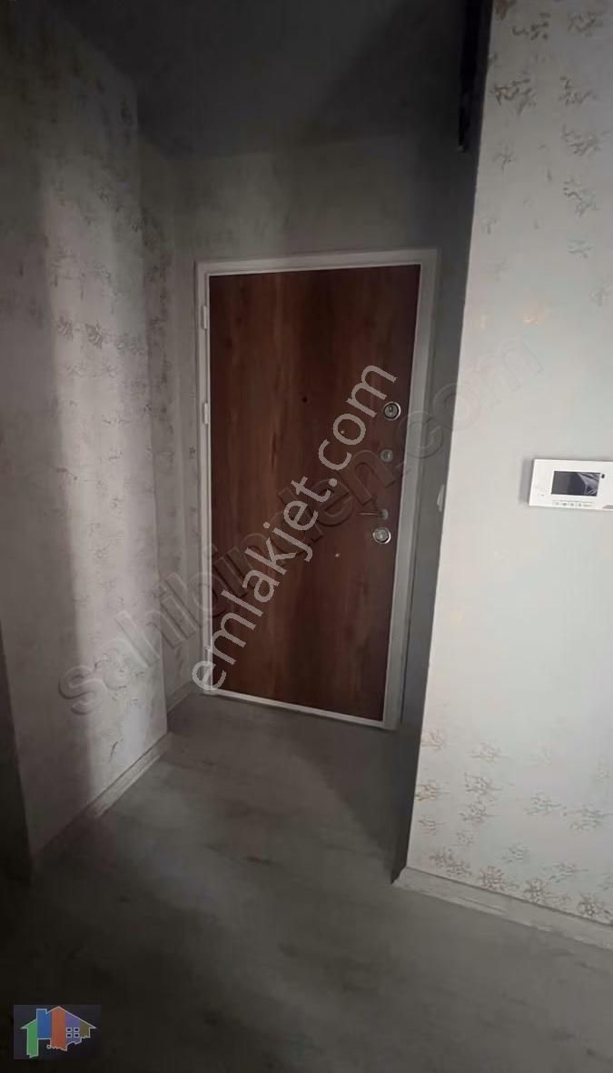 Bornova Mevlana Mah. Üniversite Kampüsü Yakın 1+1 Satılık Daire - Görsel 3