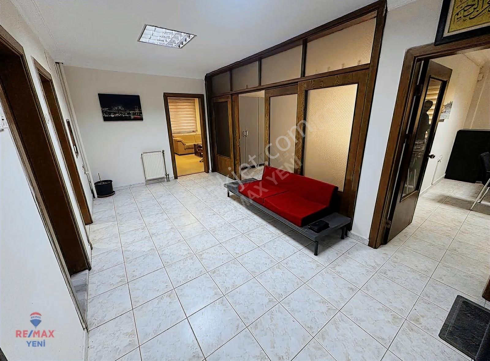 Ticaretin Merkezinde, Prestijli Ve Kullanıma Hazır Ofis - Görsel 3