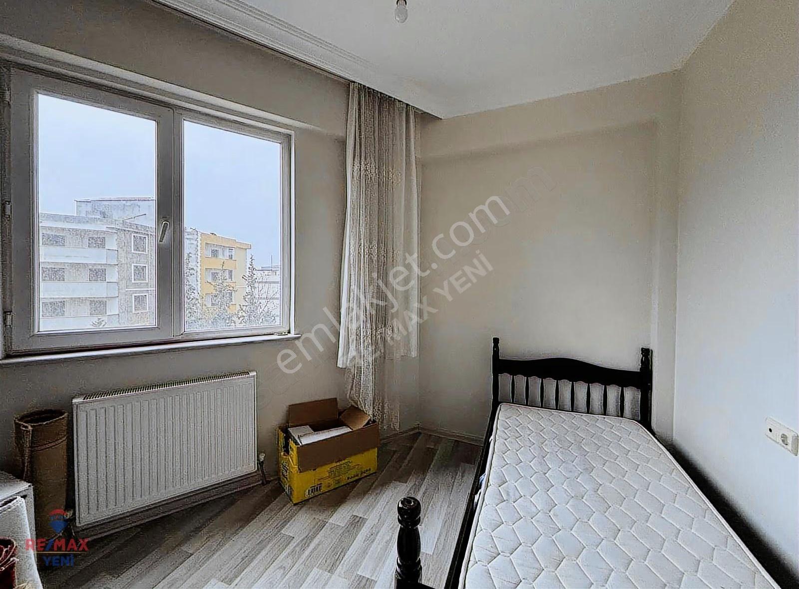 Remax Yeni'den Fatihlerde Satılık Arakat 2+1 Daire - Görsel 24