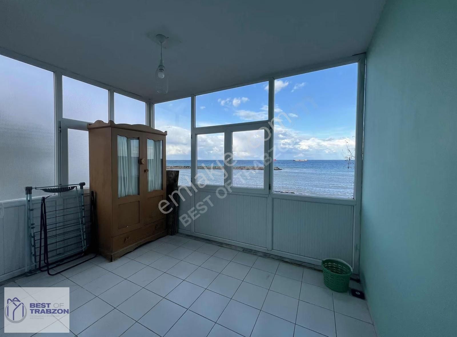 Denize Sıfır Konumda, Eşsiz Manzaralı, Ferah 3.5+1 Kiralık Daire - Görsel 2