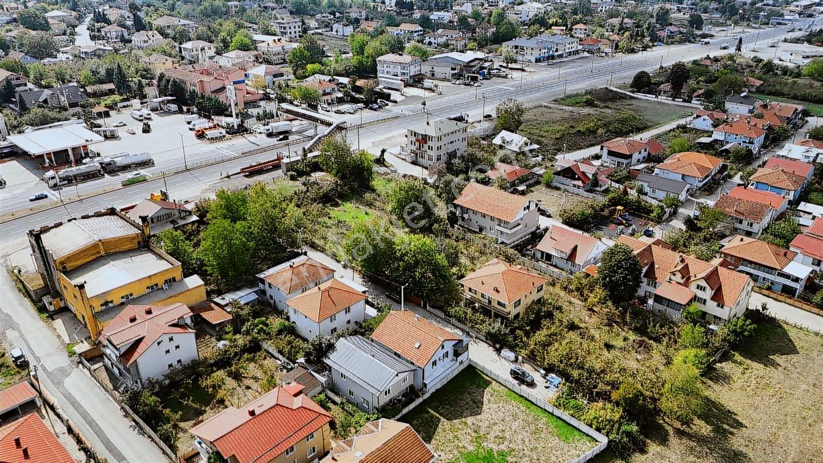 Ruşen Aydın Gyd'dan Kaynaşlı Karaçalı'da Arsası İle Satılık Ev - Görsel 13