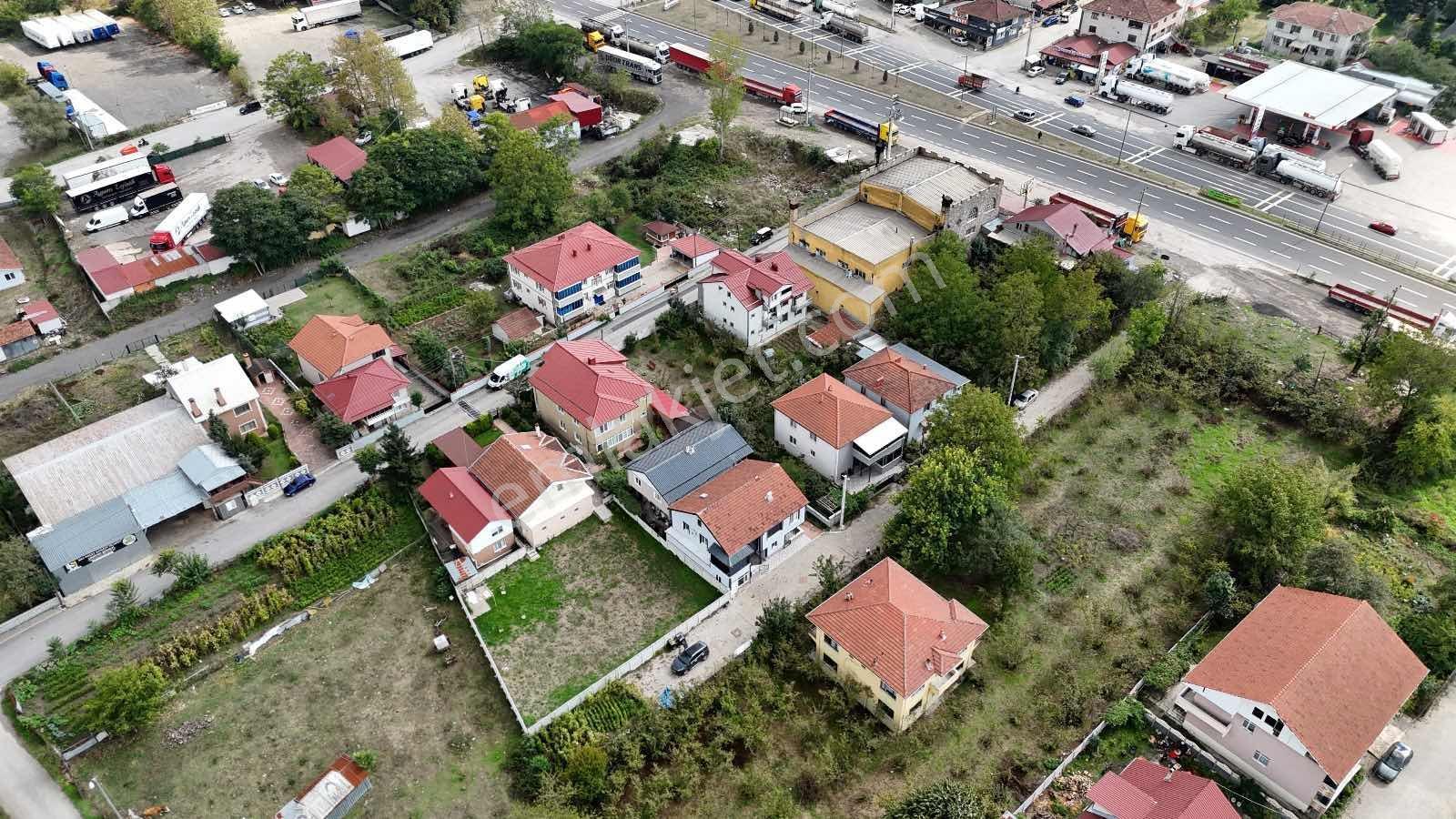Ruşen Aydın Gyd'dan Kaynaşlı Karaçalı'da Arsası İle Satılık Ev - Görsel 3
