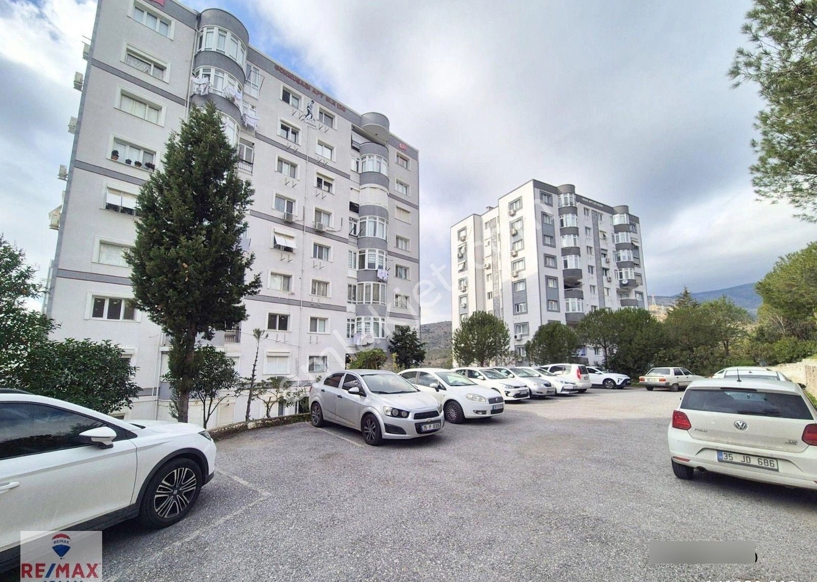 İzmir Bornova Evka-4 Mahallesinde Satılık 3+1 Daire - Görsel 3