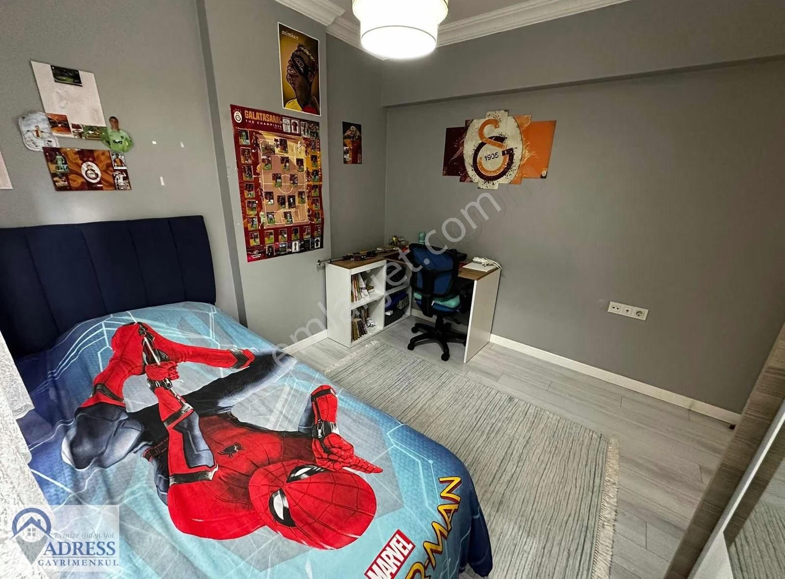 Ekşioğlu Birlik Sitesinde İçi Komple Yenilenmiş Büyük M2 3+1 - Görsel 21