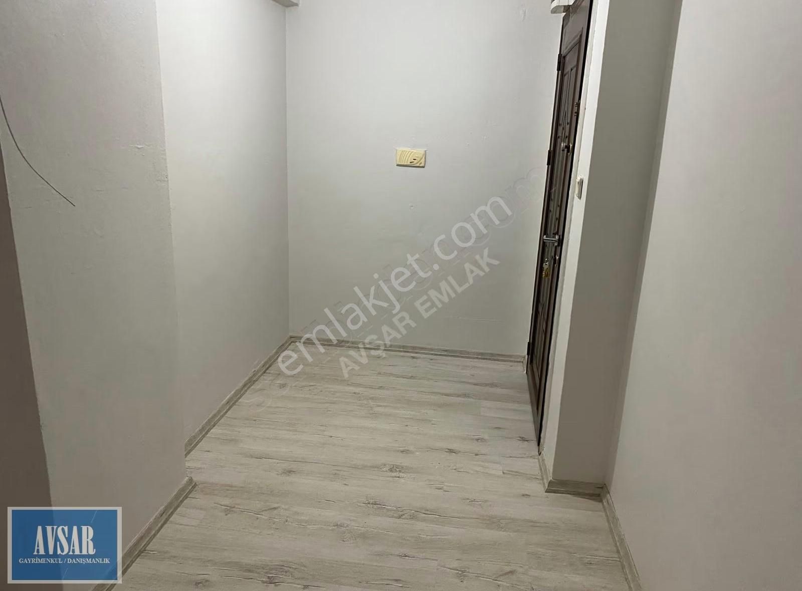 Elmalıkent Sitesinde İçi Yenilenmiş Kiralık 3+1 Temiz Arak Daire - Görsel 11