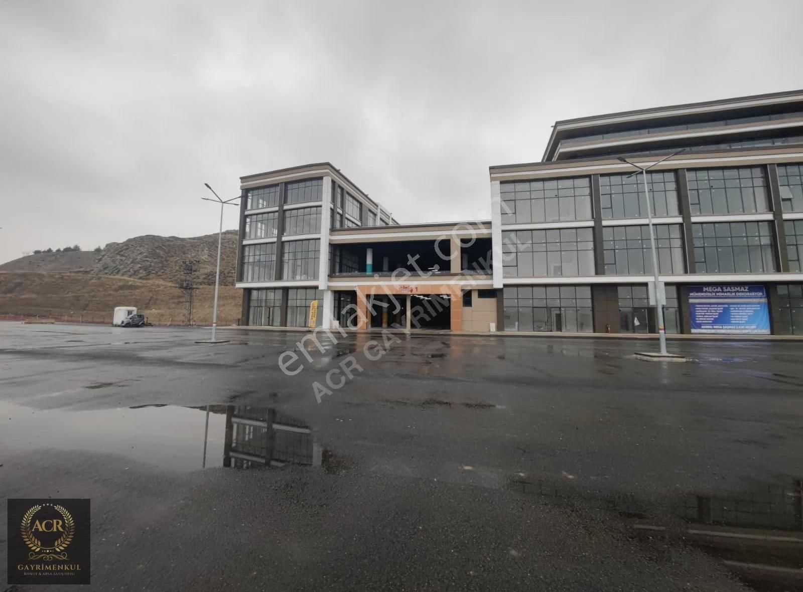 Acr'den Mega Şaşmazda Emsallerinden Uygun 40 M2 Dükkan(ofis) - Görsel 32
