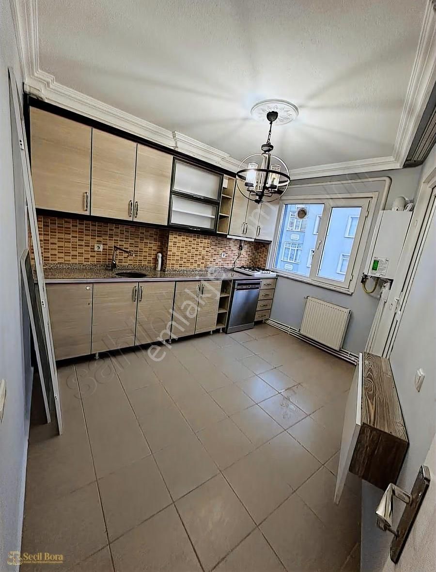 Seçil Bora'dan Merkezi Konumda Kiralık 2+1 Daire - Görsel 9