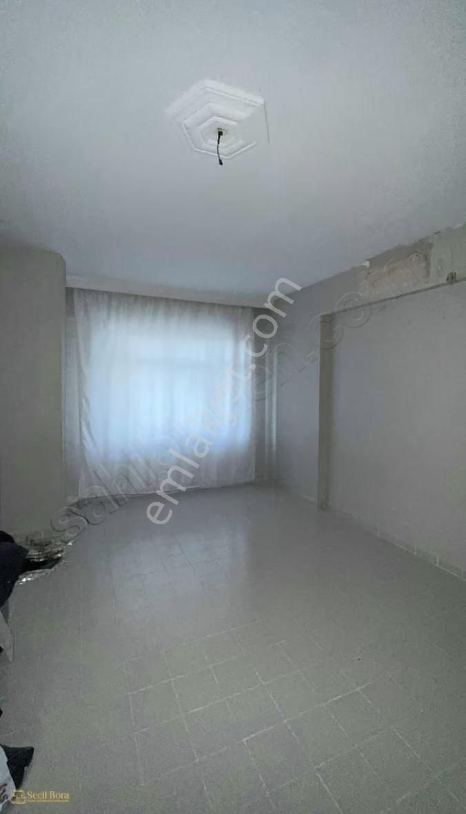 Seçil Bora'dan Satılık 2+1 Daire - Görsel 10