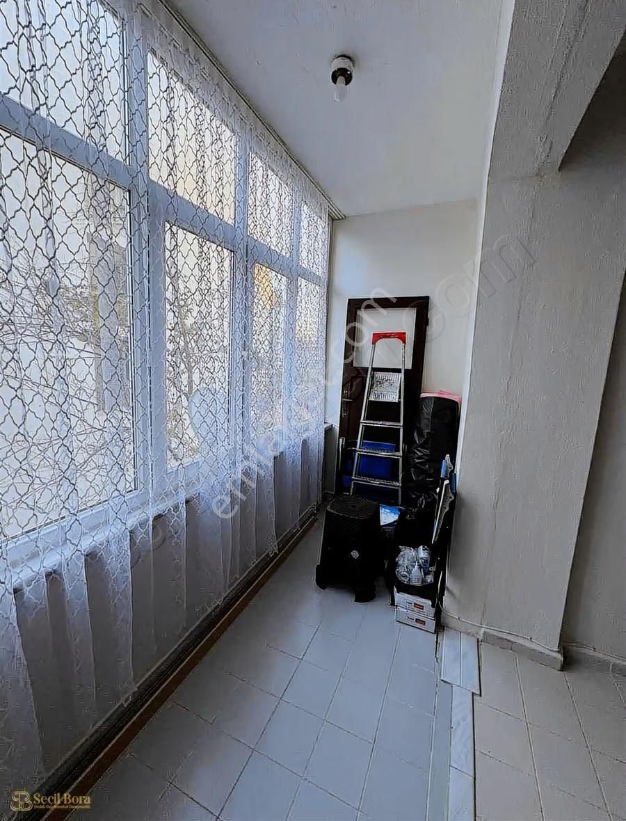 Seçil Bora'dan Satılık 2+1 Daire - Görsel 11