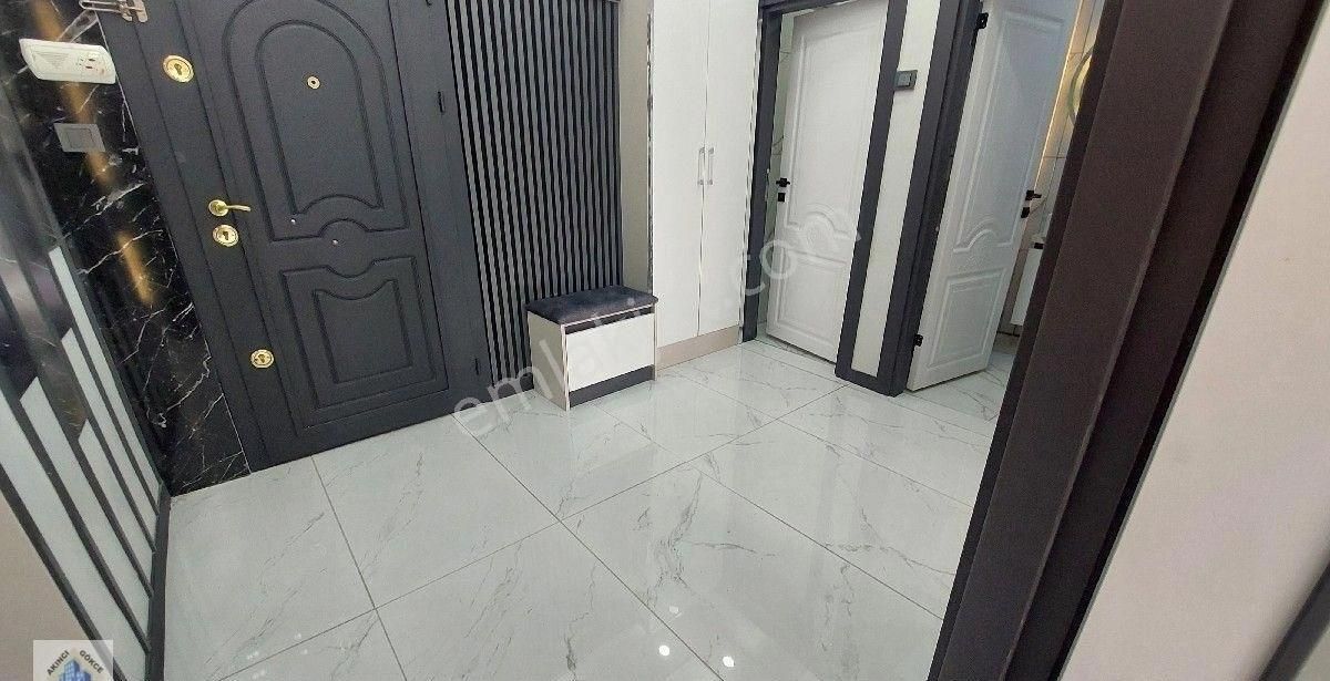 Acil Acil Pilevnede Ultra Lüks Yapılı Montolamalı Yolcephe Güney - Görsel 2