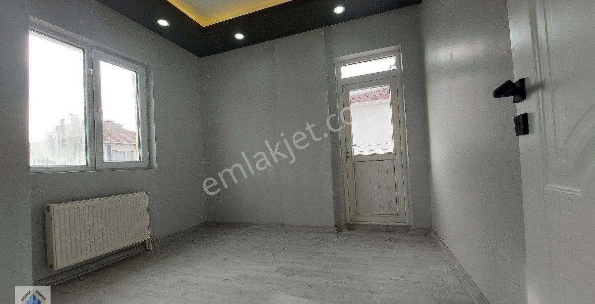 Acil Acil Pilevnede Ultra Lüks Yapılı Montolamalı Yolcephe Güney - Görsel 33