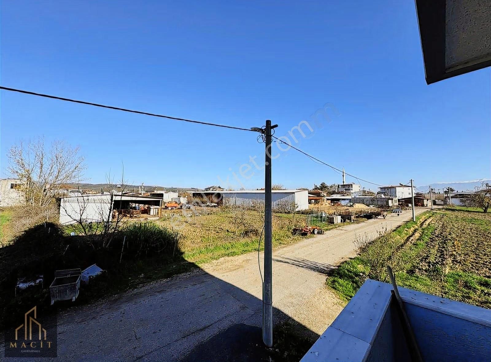 Macit'gayrimenkul'den Mudanya Çekricede Kiralık 240m2 Depo - Görsel 3