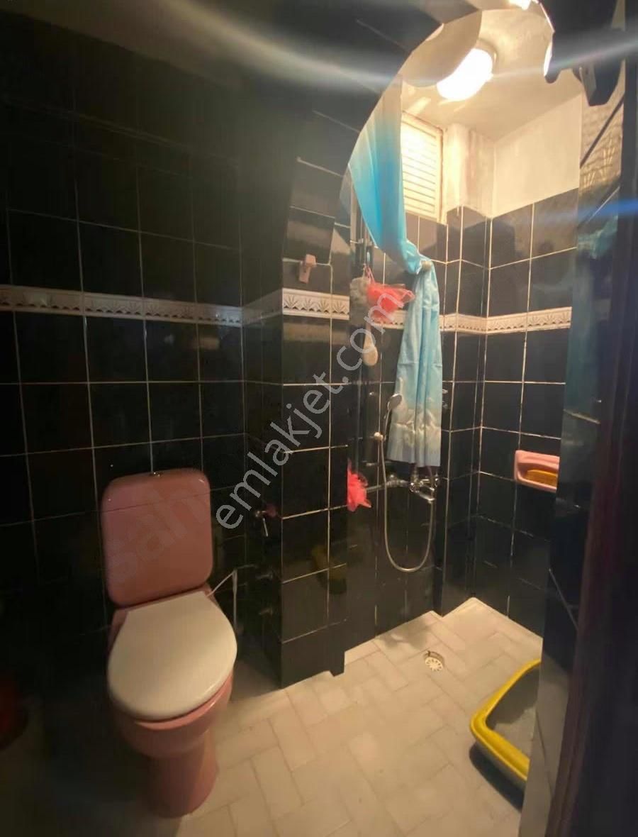 Saray Mah Atatürk Cad Satılık 3+1 Ayrı Mutfak Daire Denize 250m - Görsel 5