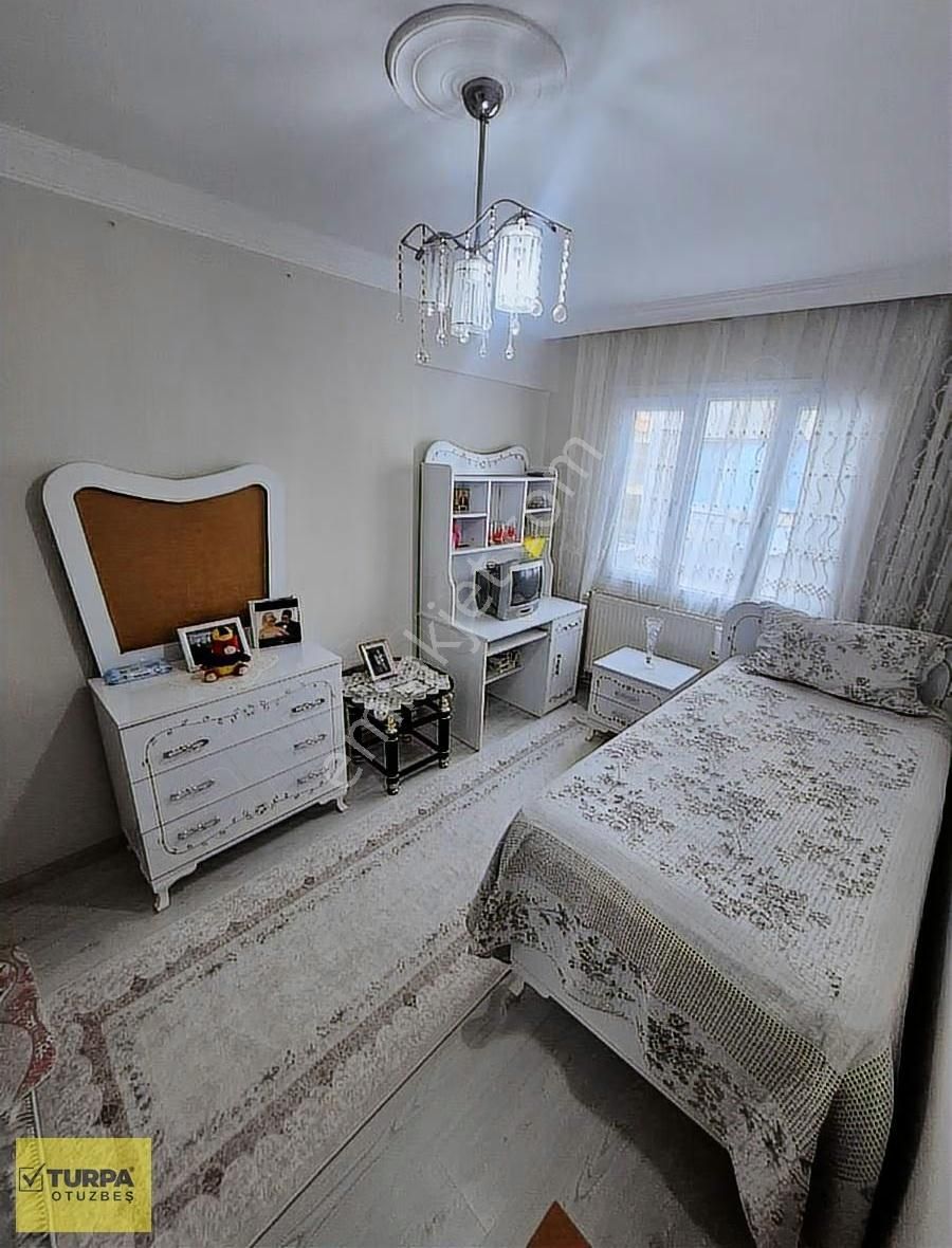 Turpa Otuzbeş'ten Güngör Mahallesinde 3+1 Ferah Daire - Görsel 7