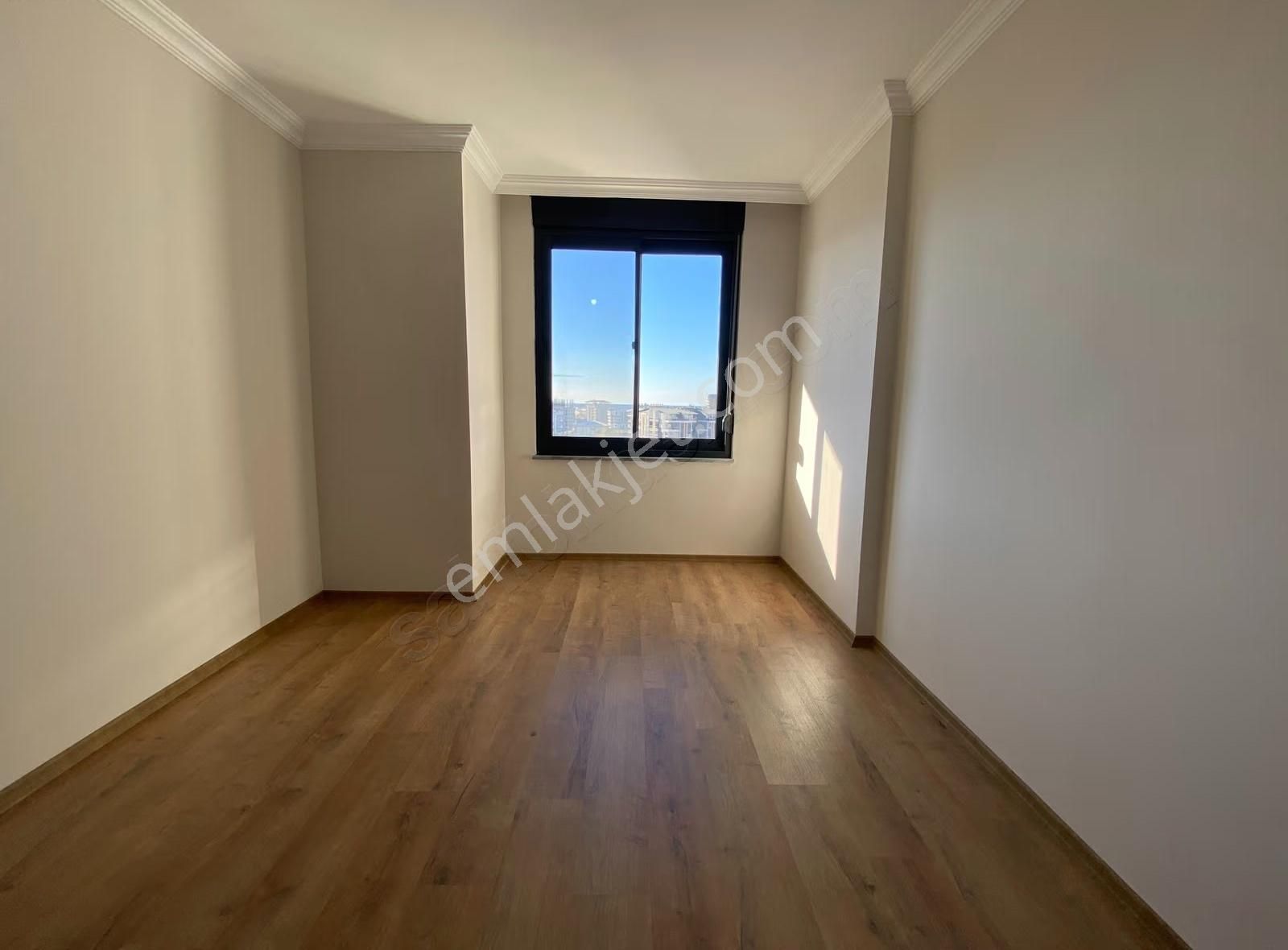 Pazarcı Mahallesinde Kiralık 2+1 Havuzlu Daıre - Görsel 34