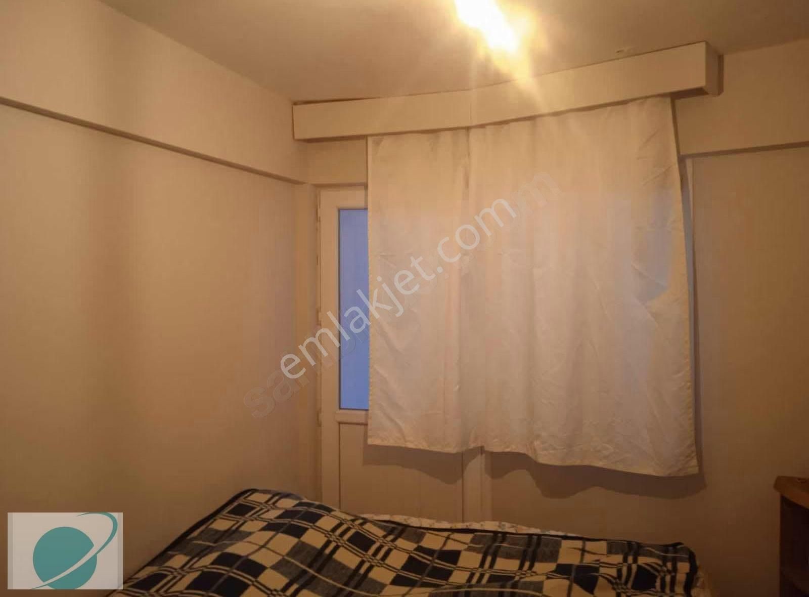 Karşıyaka Kilise Sokağında Satılık 3+1 Daire - Görsel 7