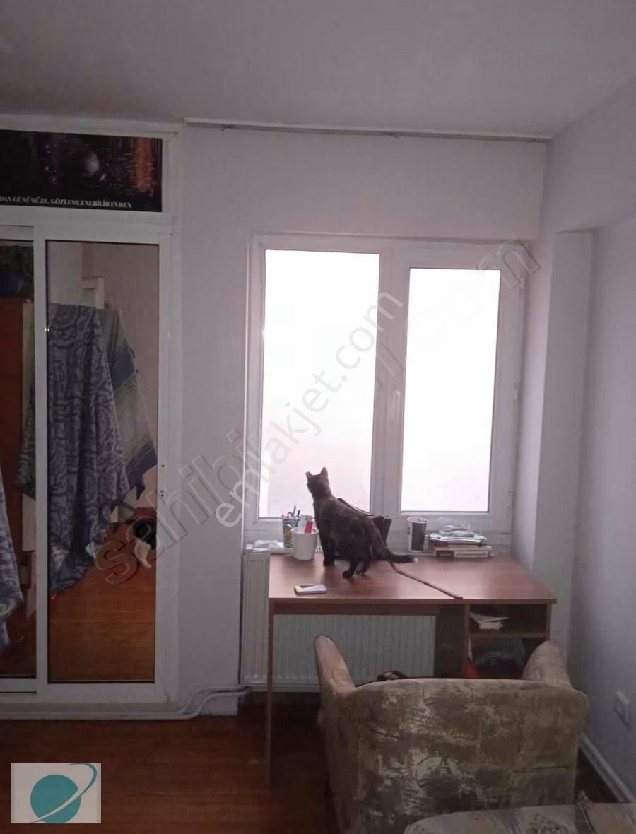 Karşıyaka Kilise Sokağında Satılık 3+1 Daire - Görsel 18