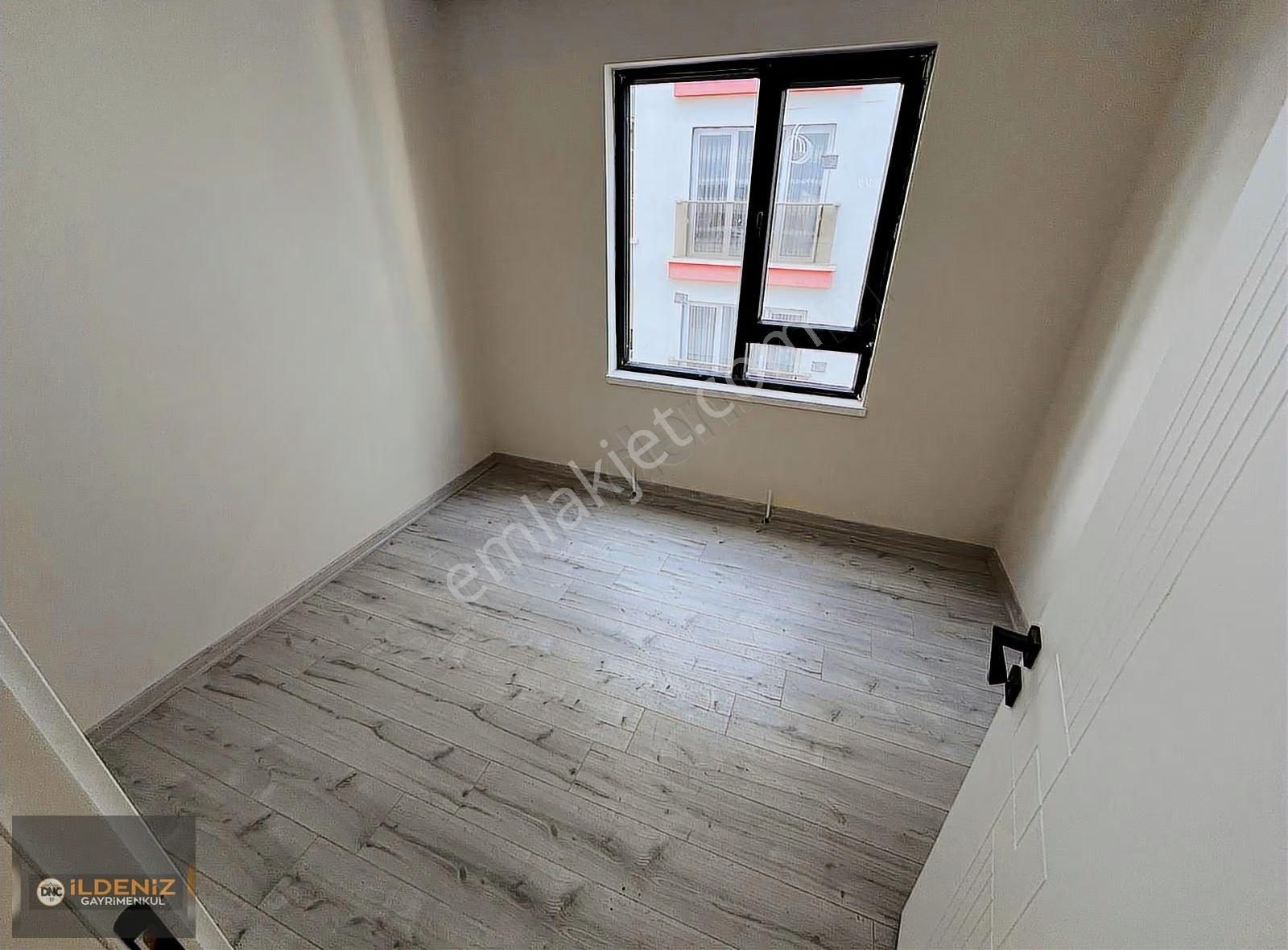 ⫸dnc İldenizden Menderes Mahallesinde Ara Katta 3+1 Daire - Görsel 3