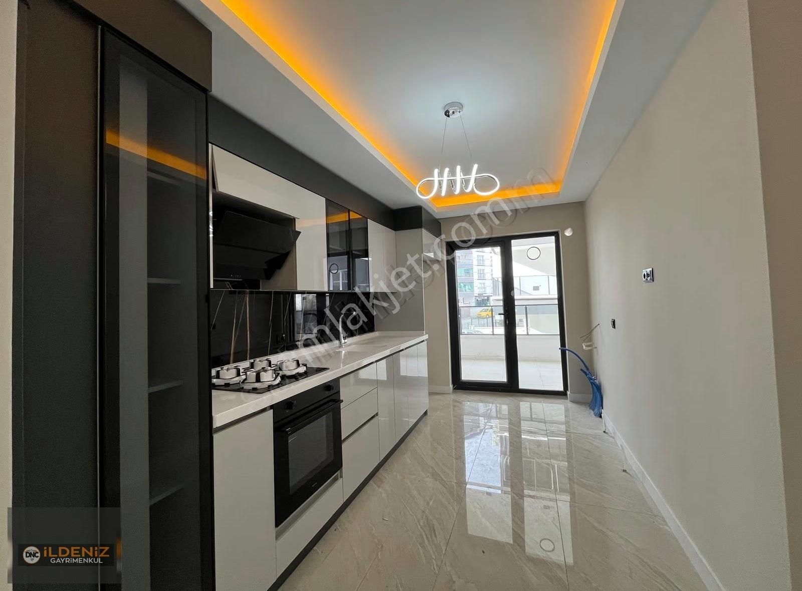 ⫸dnc İldenizden Menderes Mahallesinde Ara Katta 3+1 Daire - Görsel 2