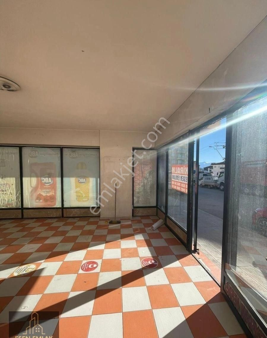 Antalya Elmalı İlçesinde Çarşı Merkezde İşlek Cadde Üzerinde 140m2 Kiralık Dükkan - Görsel 3