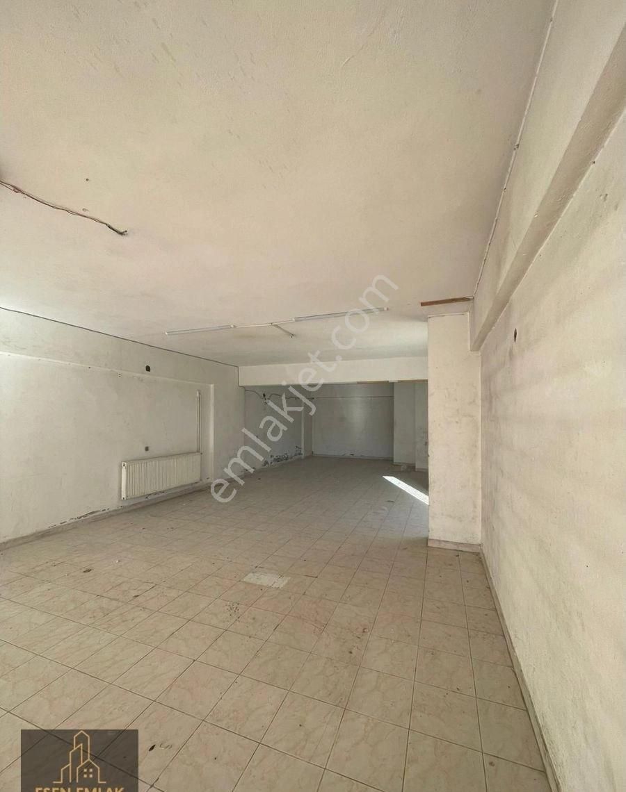 Antalya Elmalı İlçesinde Çarşı Merkezde İşlek Cadde Üzerinde 140m2 Kiralık Dükkan - Görsel 10