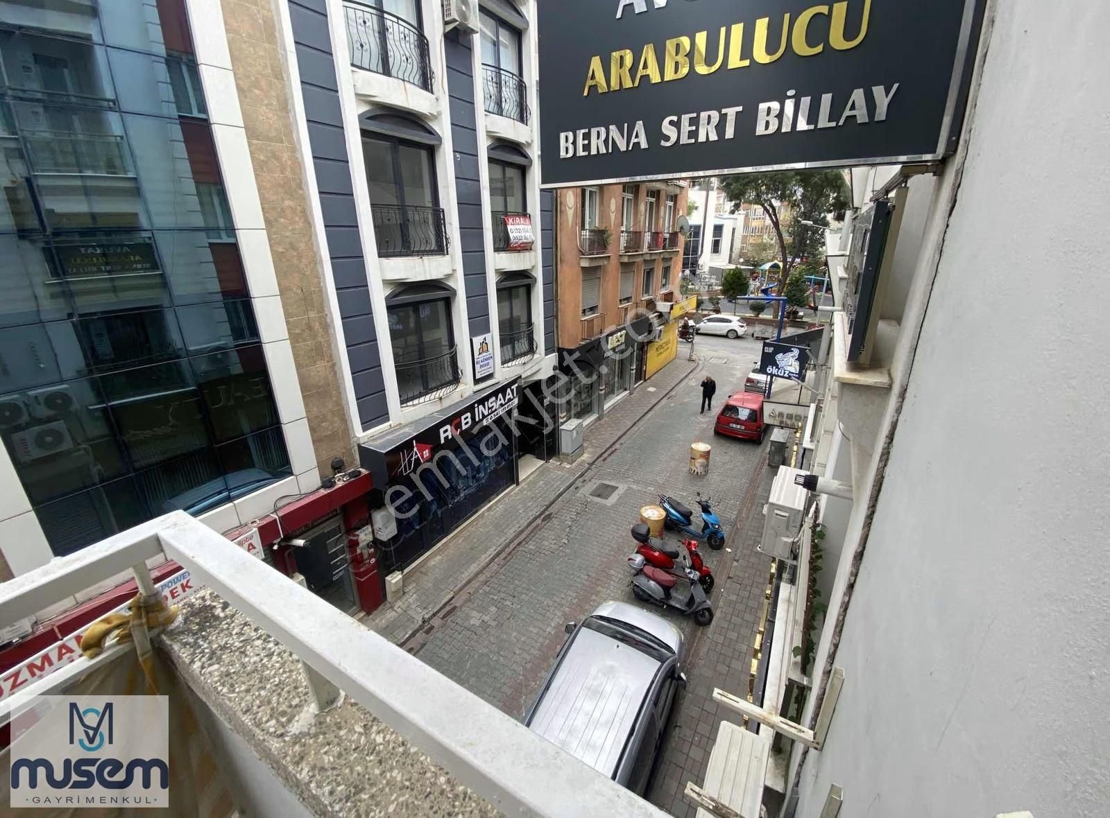 Cumhuriyet Mahallesinde Ara Kat Satılık 3+1 Daire - Görsel 12