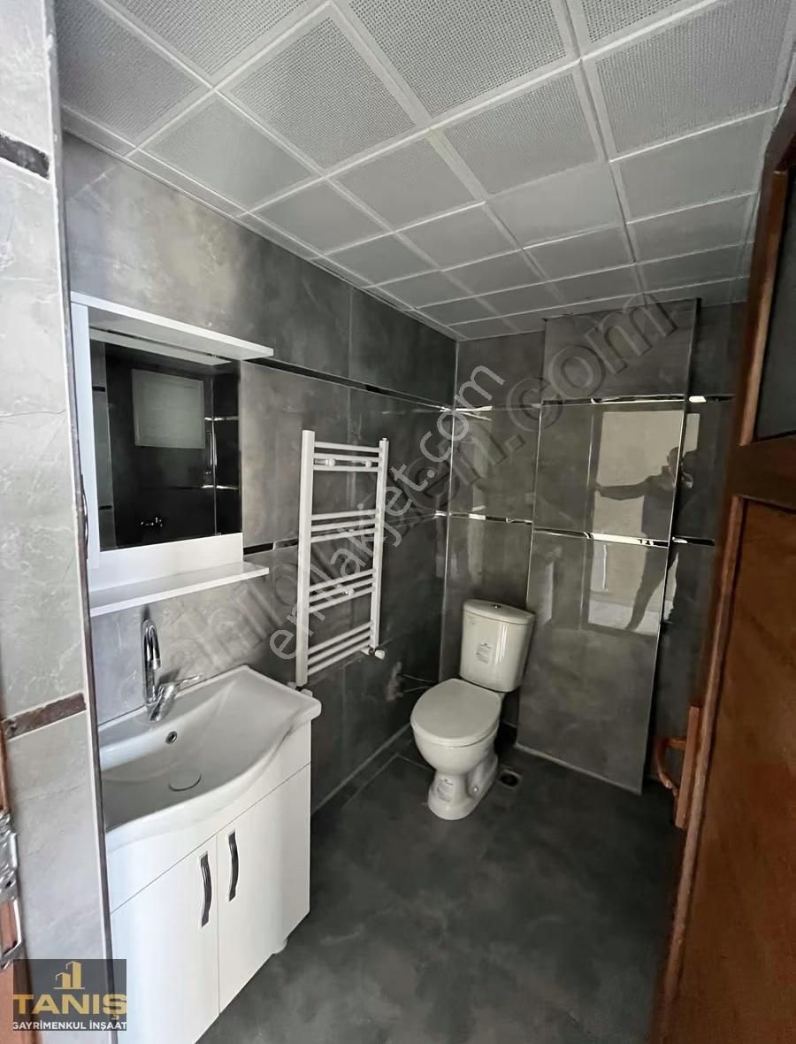 Yüreğir Yenidoğan Mah Kiralık 1+1 Geniş Oturumlu Ve Doğalgazılı - Görsel 28