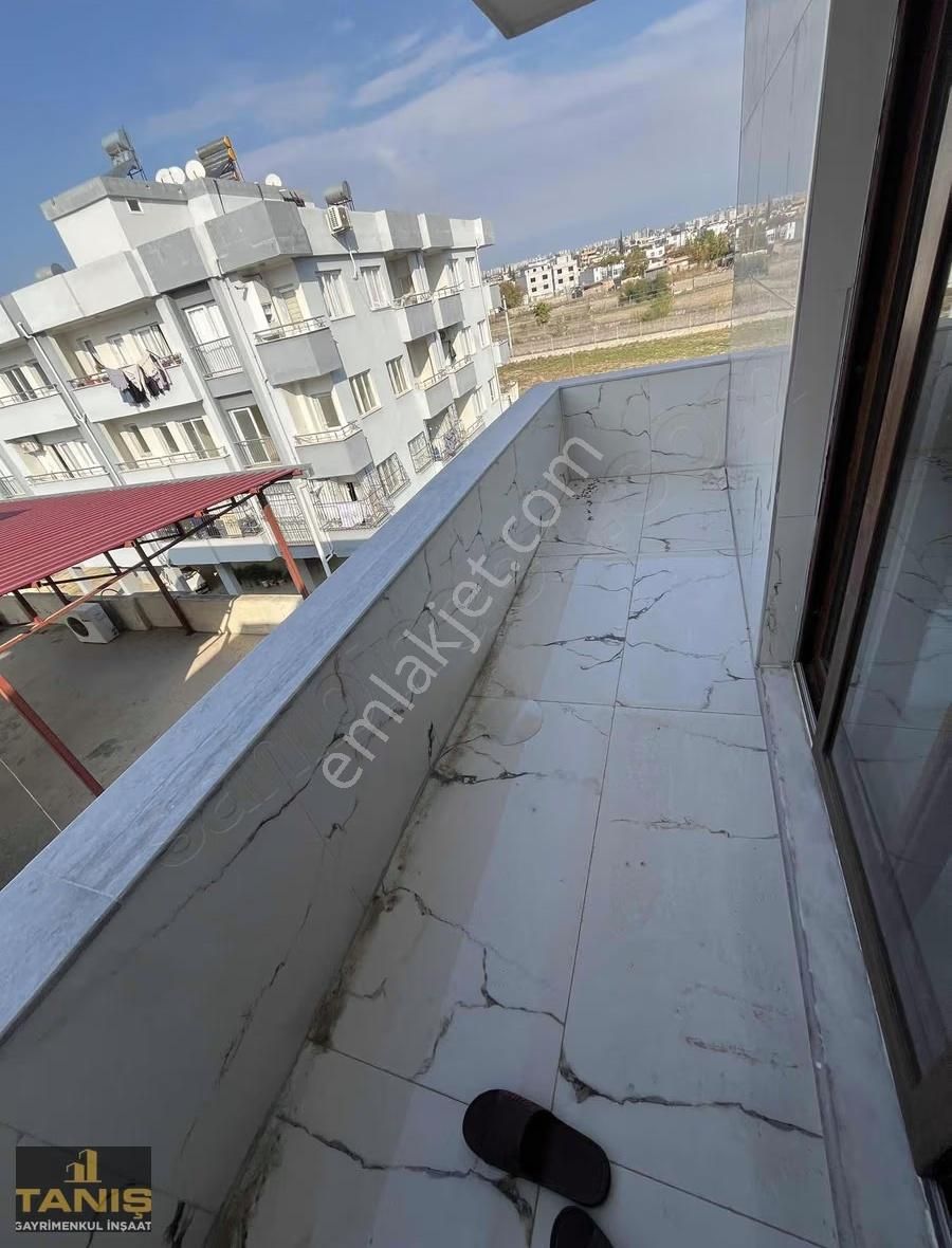 Yüreğir Yenidoğan Mah Kiralık 1+1 Geniş Oturumlu Ve Doğalgazılı - Görsel 10