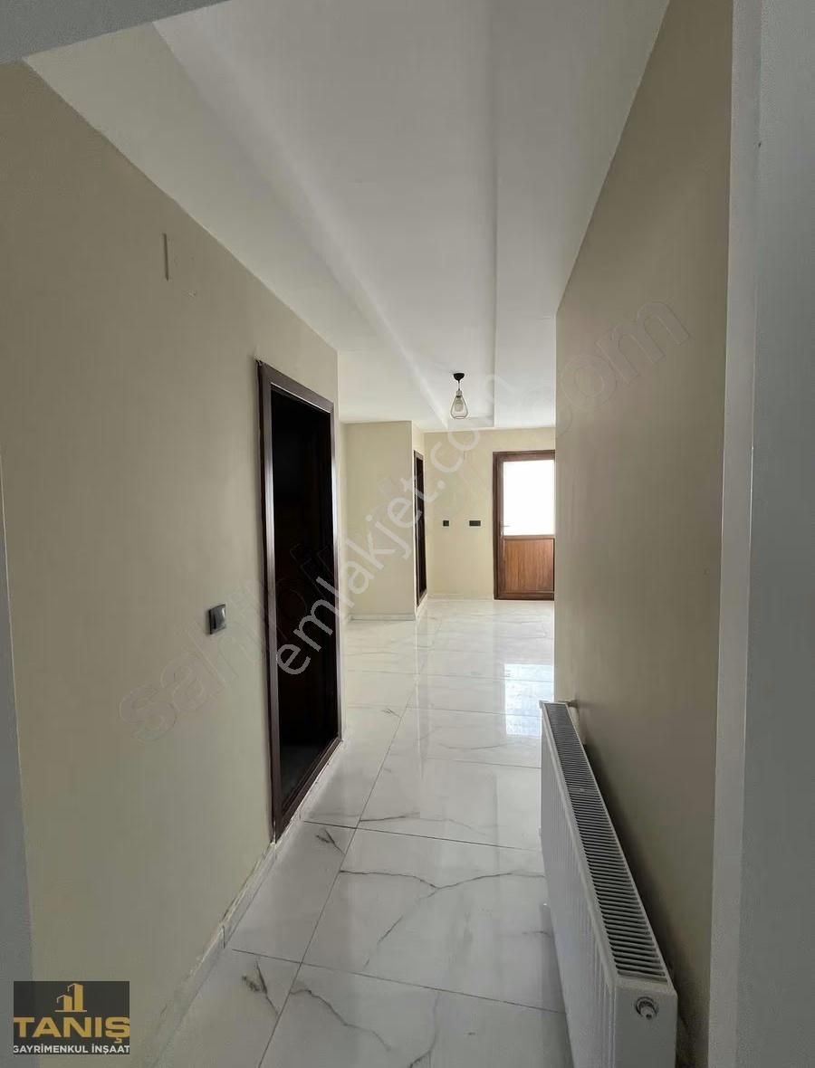 Yüreğir Yenidoğan Mah Kiralık 1+1 Geniş Oturumlu Ve Doğalgazılı - Görsel 30