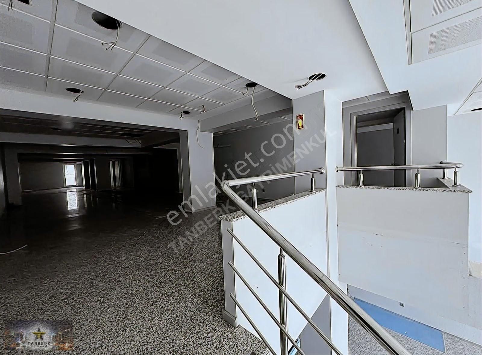 Kurumsala Kiralık İş Yeri 540 M2 Ana Cadde Üzerinde - Görsel 3