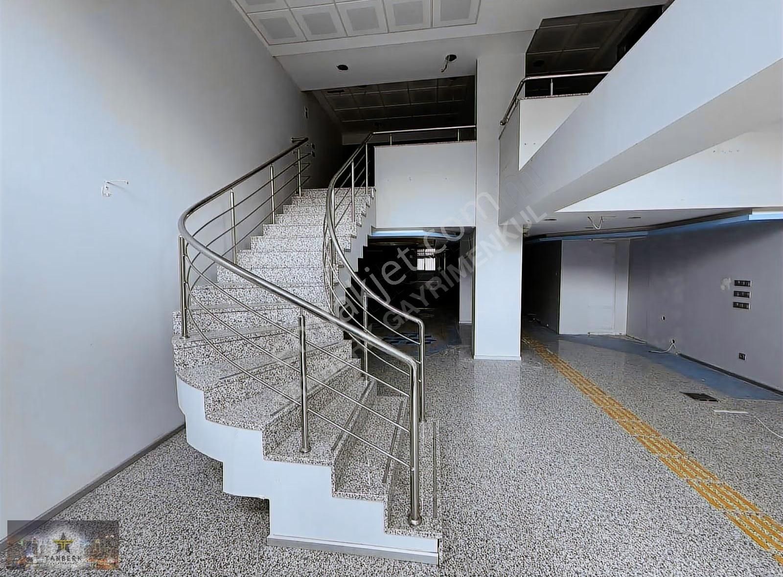 Kurumsala Kiralık İş Yeri 540 M2 Ana Cadde Üzerinde - Görsel 14