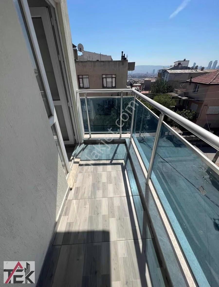 Bayraklı M.erenlerde 3+1 Geniş K.mutfak Ebeyn Banyolu Ara Kat - Görsel 6