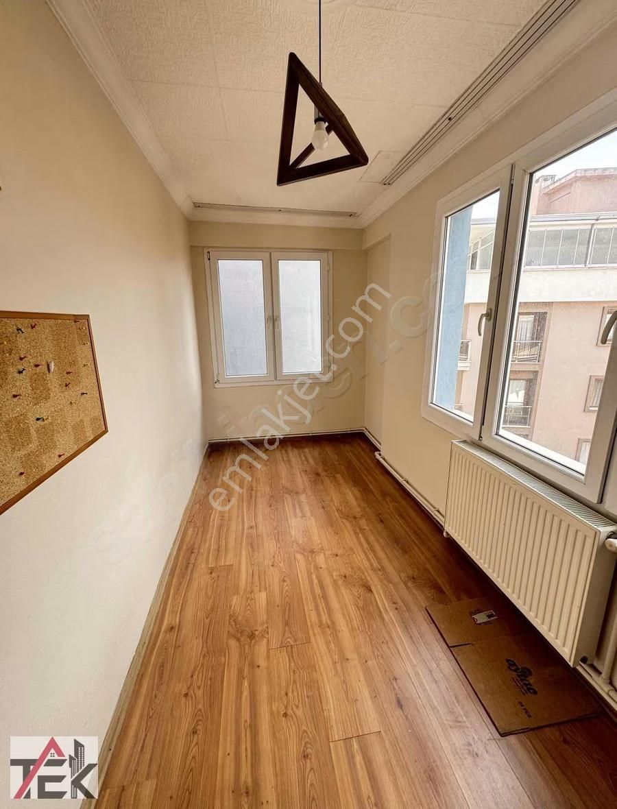 Bakımlı Doğalgazlı Deniz Manzaralı Merkezi 2+1 Daire - Görsel 15