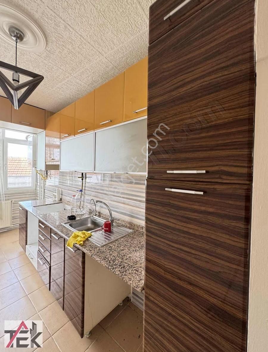 Bakımlı Doğalgazlı Deniz Manzaralı Merkezi 2+1 Daire - Görsel 13