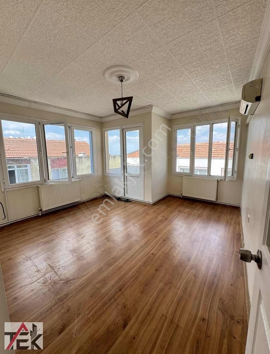 Bakımlı Doğalgazlı Deniz Manzaralı Merkezi 2+1 Daire