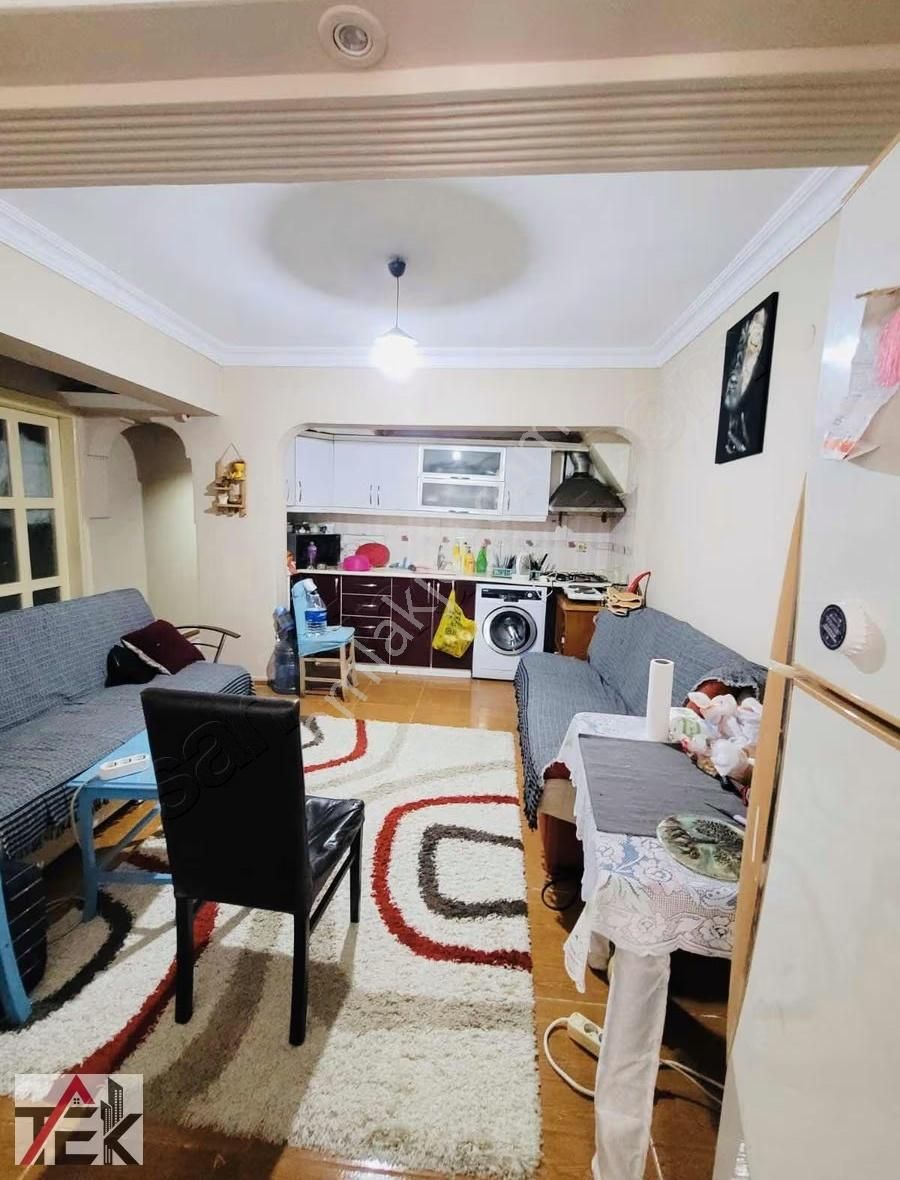 Halil Rıfat Paşa Caddesinde Bahçeli 1+1 Satılık Daire - Görsel 7