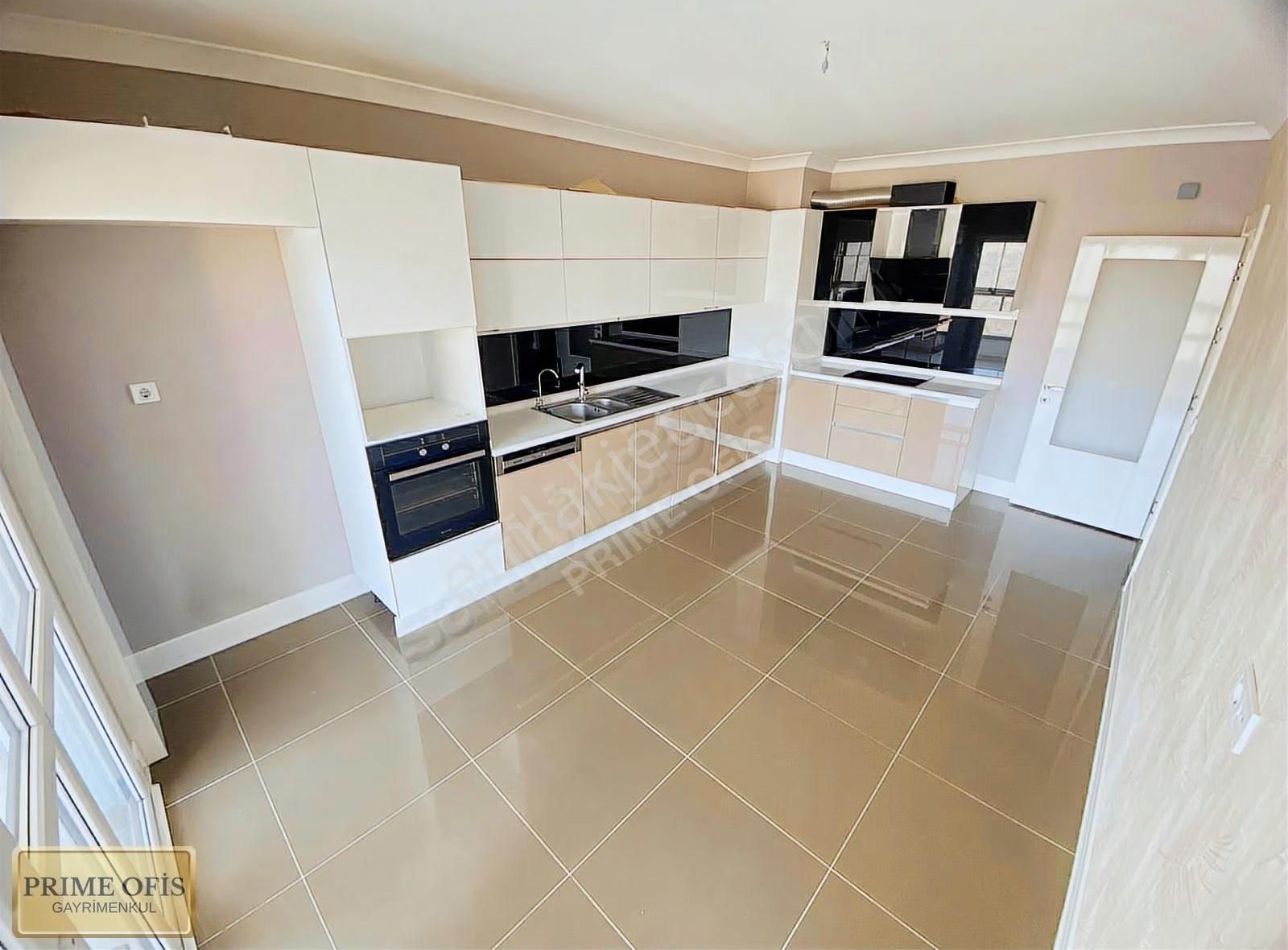 7/24 Güvenlikli Sosyal Site Vadikentte Yüksek Katta 4+1 Kiralık - Görsel 13