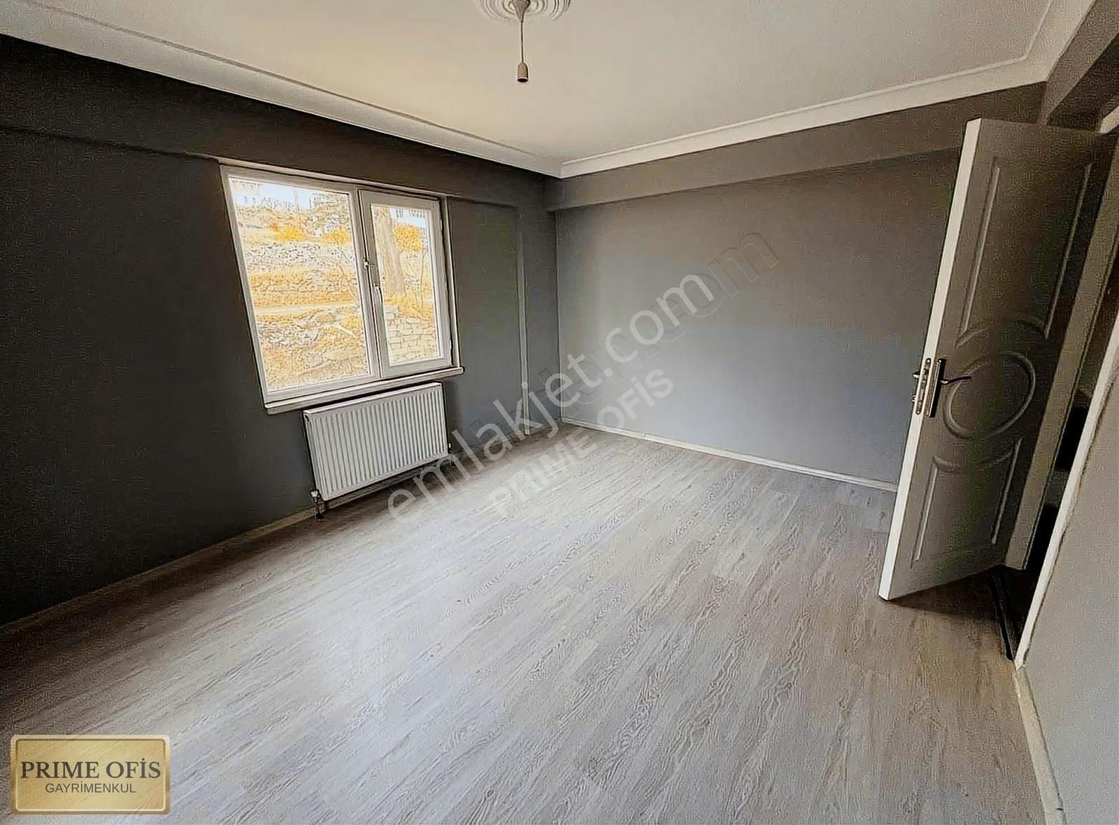 Feridun Çelik'te Yeni Binada Ebeveyn Banyolu Teras Balkonlu 3+1 - Görsel 13