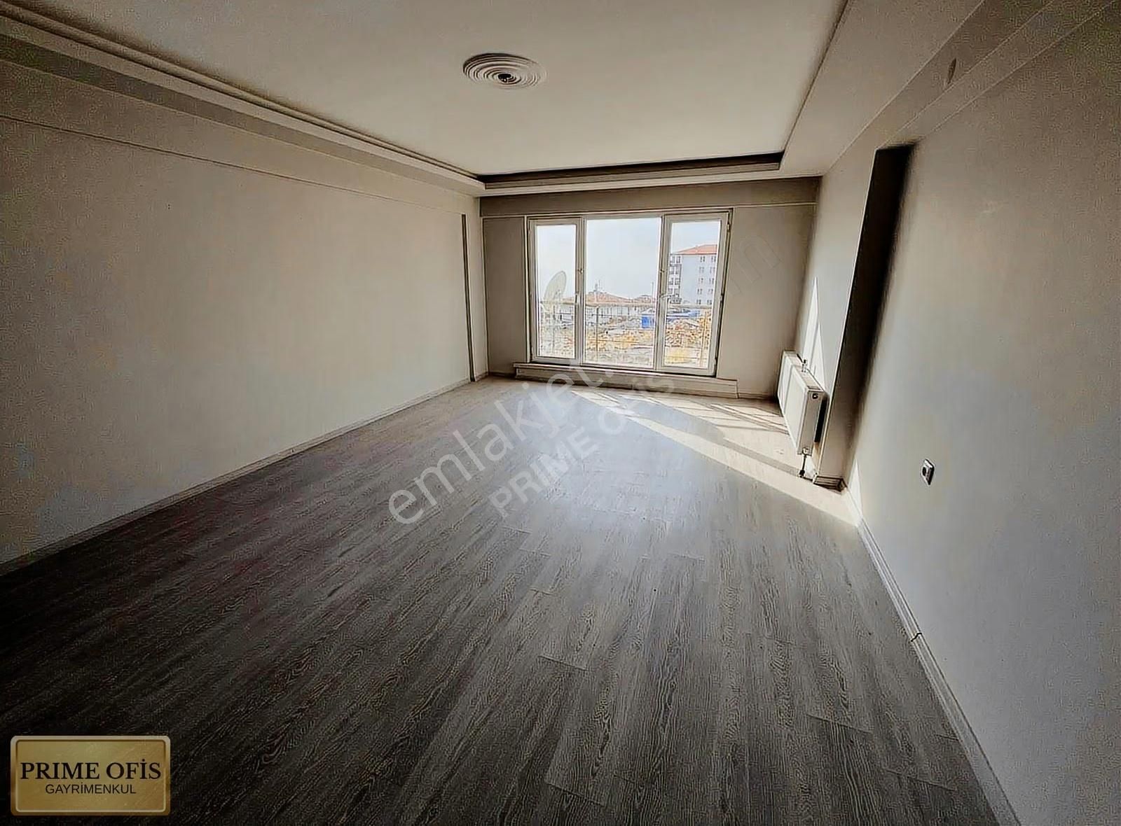 Feridun Çelik'te Yeni Binada Ebeveyn Banyolu Teras Balkonlu 3+1 - Görsel 14