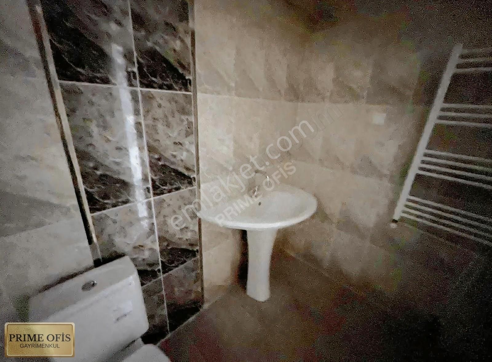 Feridun Çelik'te Yeni Binada Ebeveyn Banyolu Teras Balkonlu 3+1 - Görsel 33