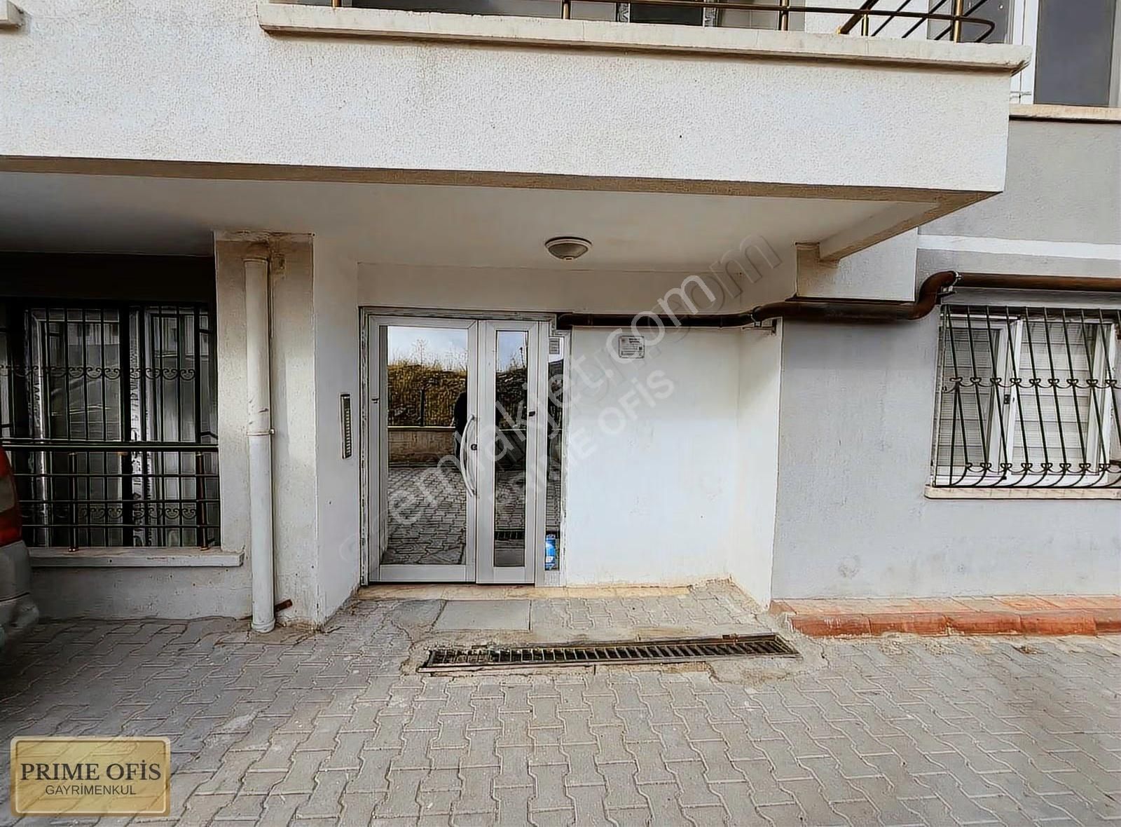 Feridun Çelik'te Yeni Binada Ebeveyn Banyolu Teras Balkonlu 3+1 - Görsel 8