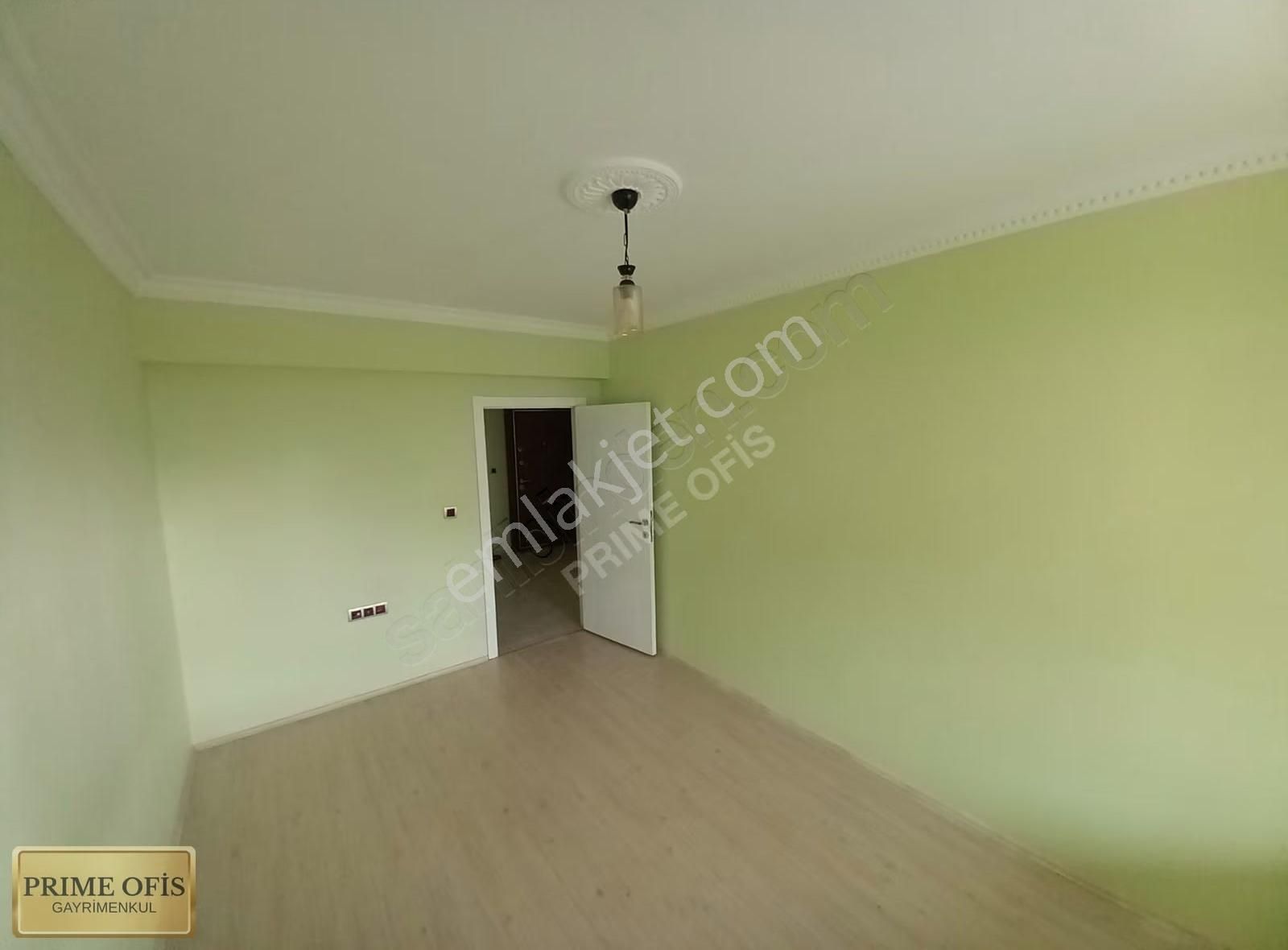 Güventepe'de Park Manzaralı Geniş 3+1 Site Dairesi - Görsel 8