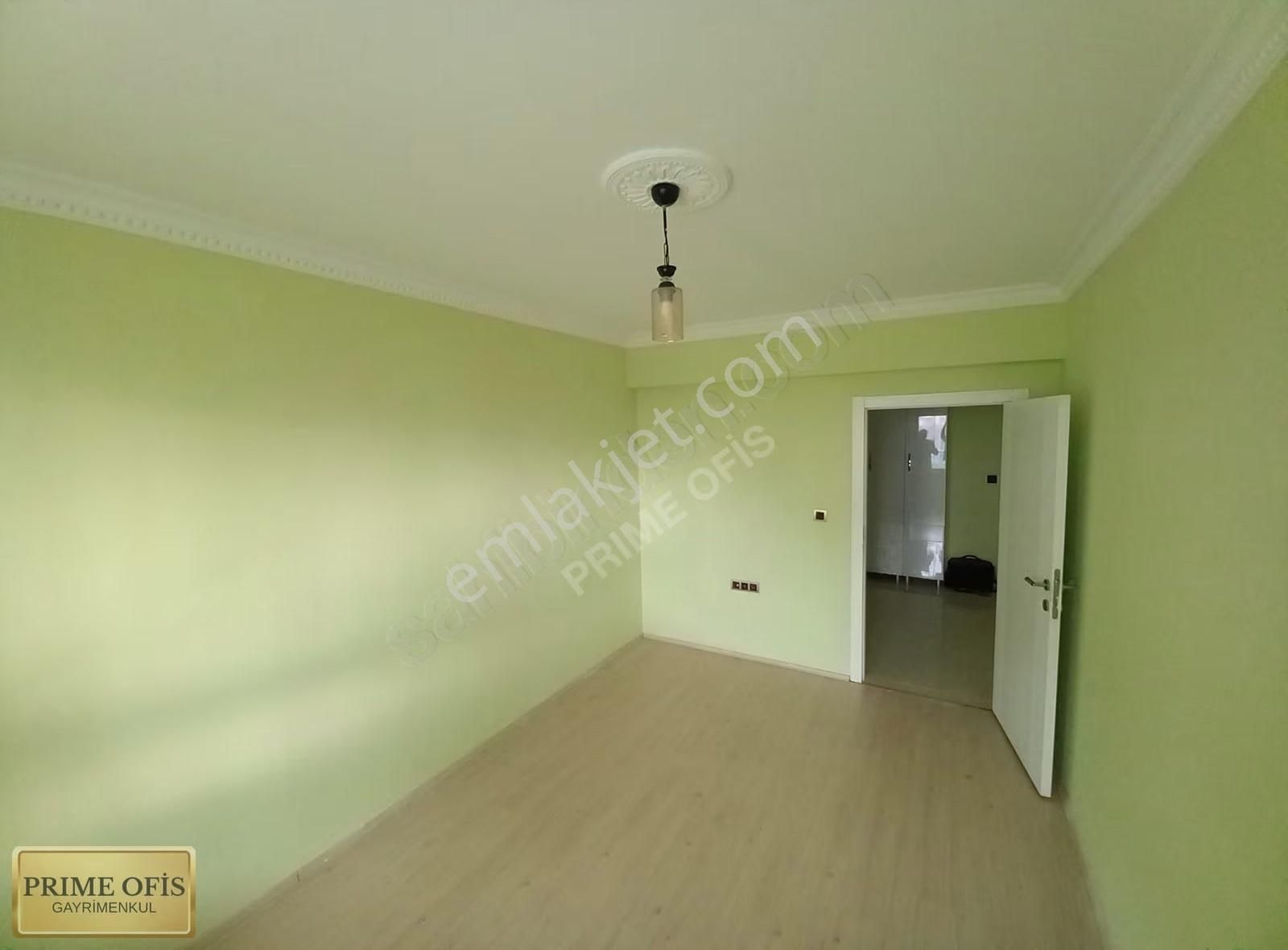 Güventepe'de Park Manzaralı Geniş 3+1 Site Dairesi - Görsel 4