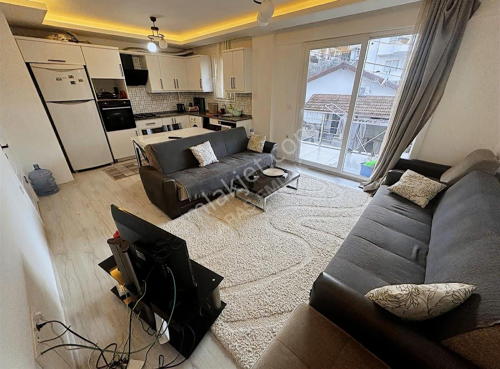 Aras Emlaktan Hıdırlıkta Fırsat Geniş Ve Ferah 2+1 - Görsel 4