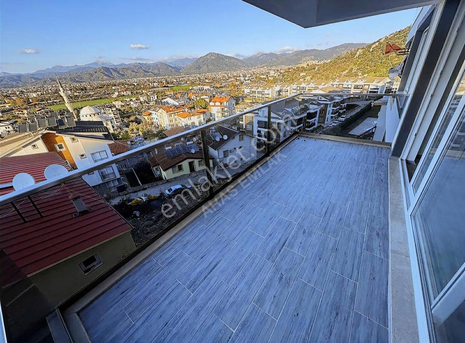 Aras'dan Patlangıçta Harika Manzaralı Geniş Ve Ferah 2+1 Daire - Görsel 20