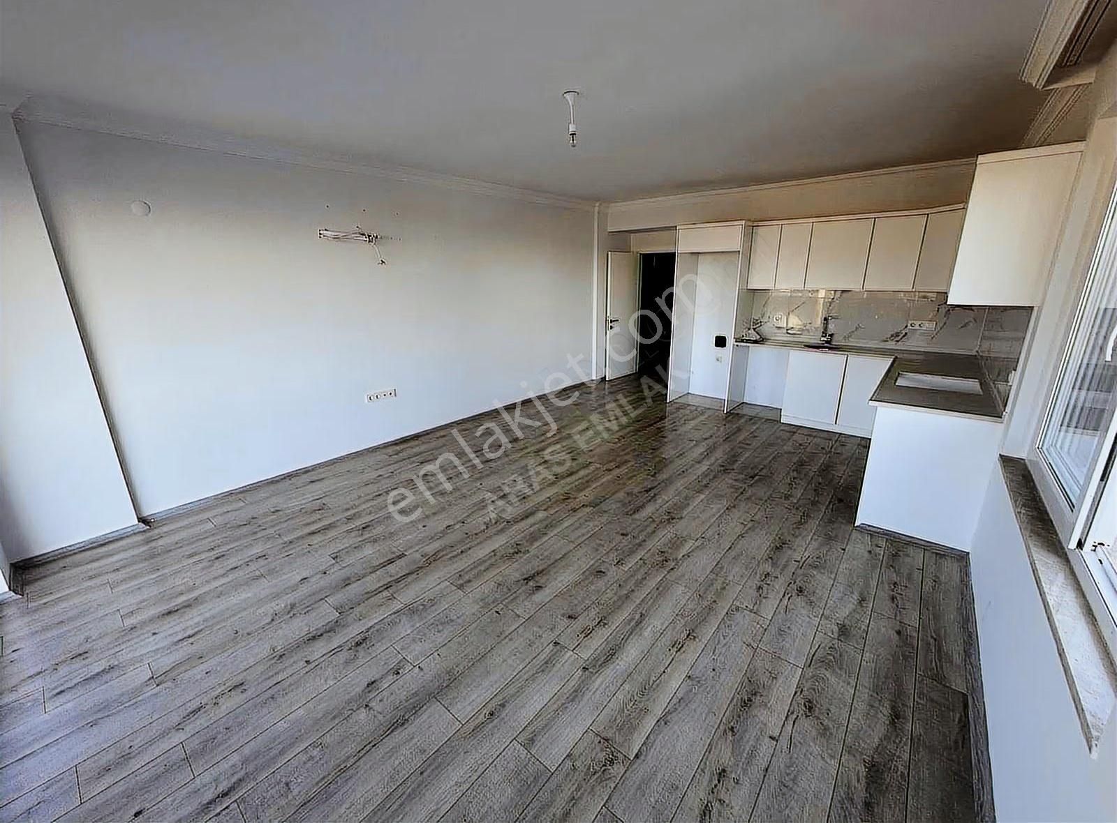 Aras'dan Patlangıçta Harika Manzaralı Geniş Ve Ferah 2+1 Daire - Görsel 26