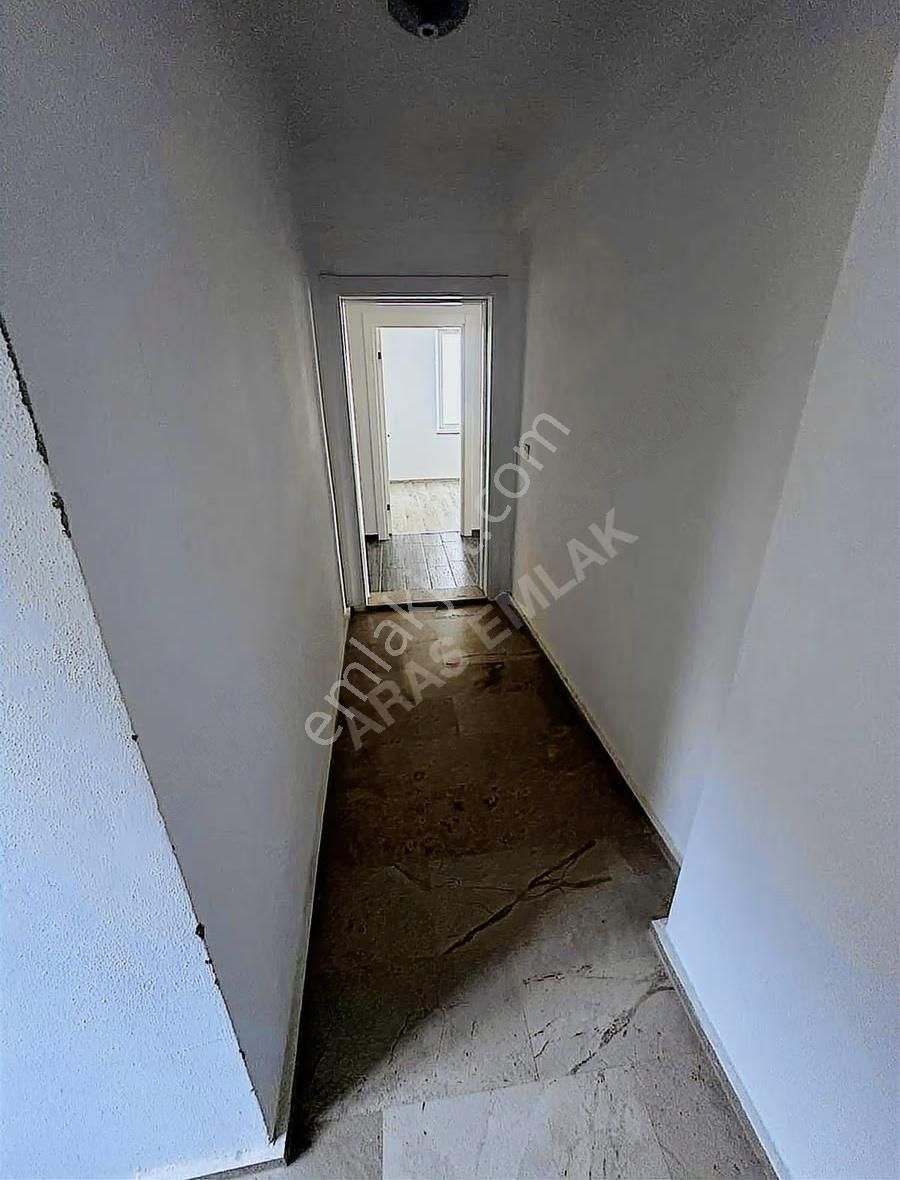 Aras'dan Patlangıçta Harika Manzaralı Geniş Ve Ferah 2+1 Daire - Görsel 18