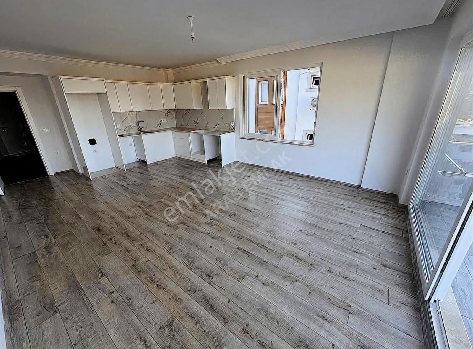 Aras'dan Patlangıçta Harika Manzaralı Geniş Ve Ferah 2+1 Daire - Görsel 31