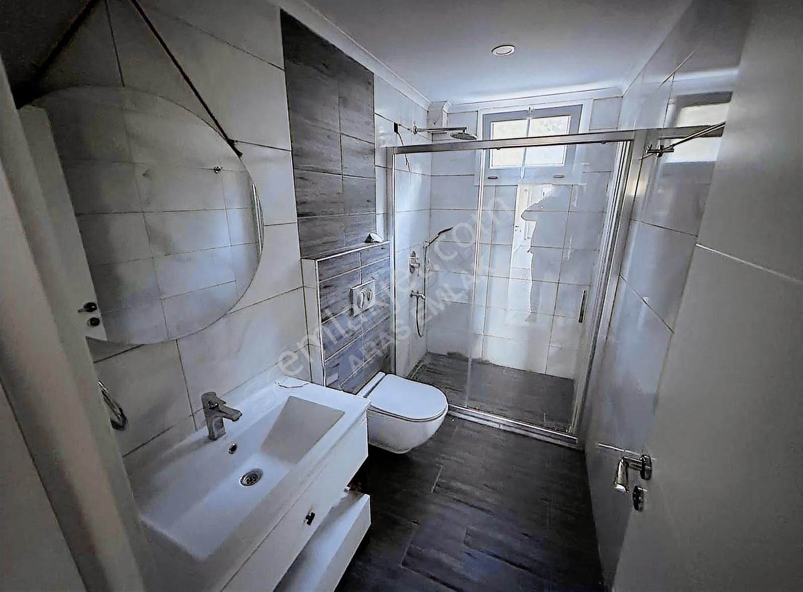 Aras'dan Patlangıçta Harika Manzaralı Geniş Ve Ferah 2+1 Daire - Görsel 11