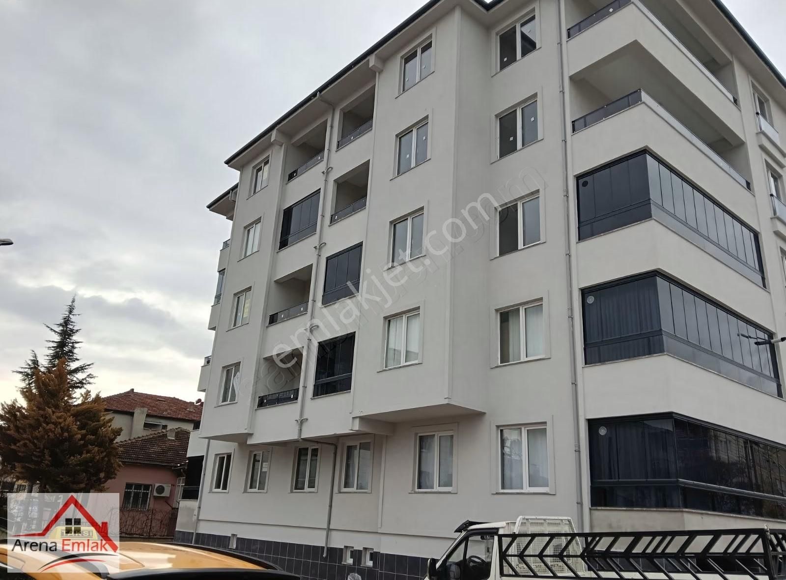 Arena Emlaktan 3+1 Sıfır 3. Kat Daire